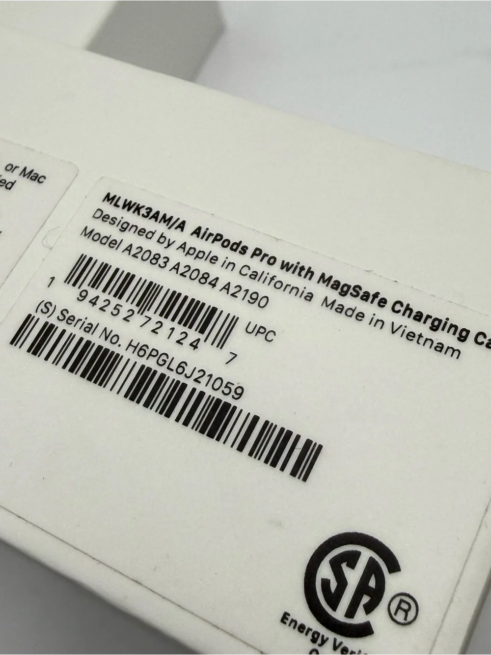 E7 Apple AirPods Pro MagSafe Charging Case MLWK3AM/A A2083 A2084 A2190 Open Box